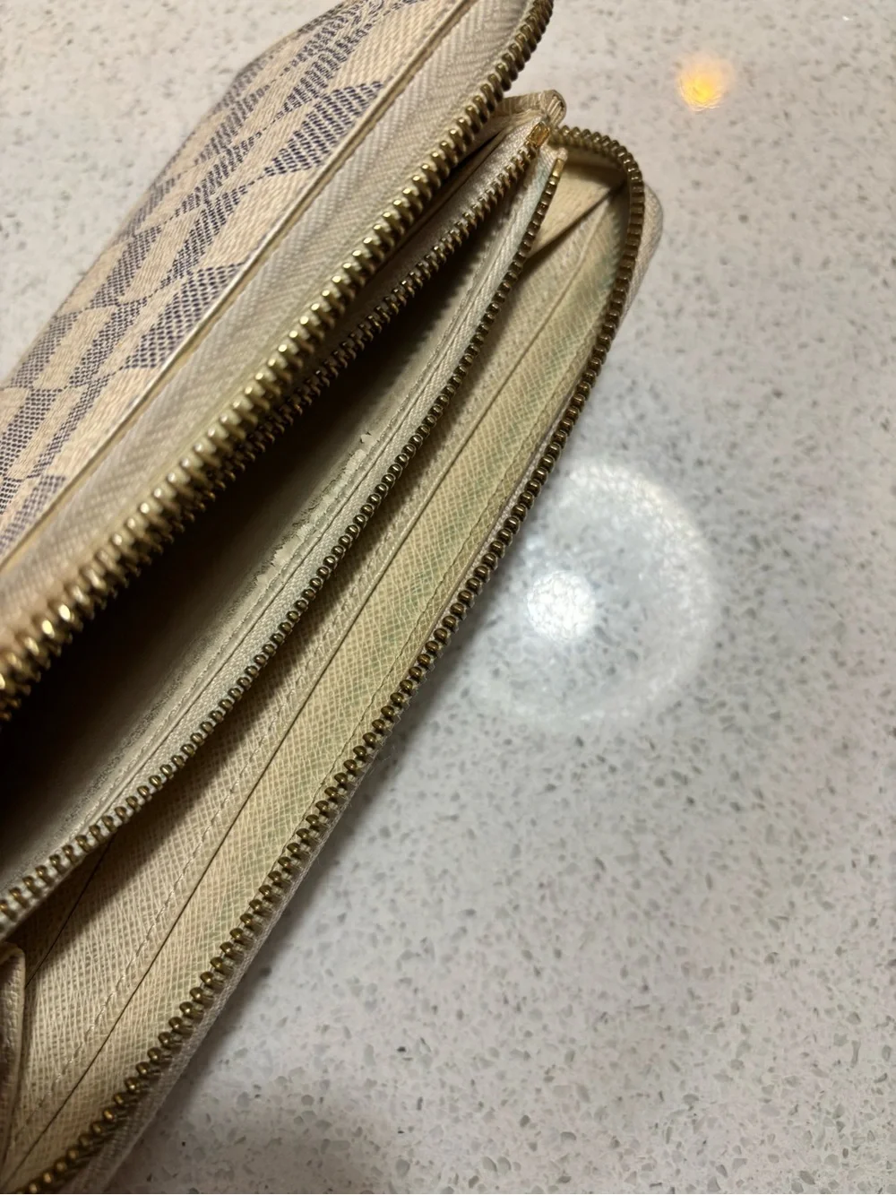Louis Vuitton Damier Azur Zippy Wallet in Cream and Grey Check